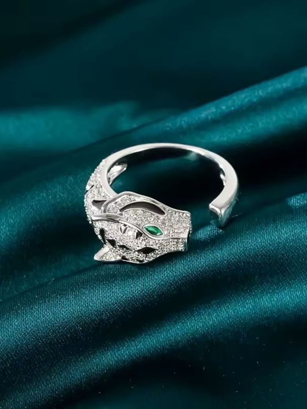 Silver Panther Ring with Green Stone Eyes - Picture 2 of 3